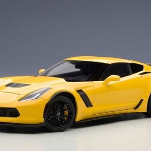 voiture de sport jaune