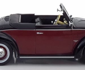 vieille voiture cabriolet rouge et noire