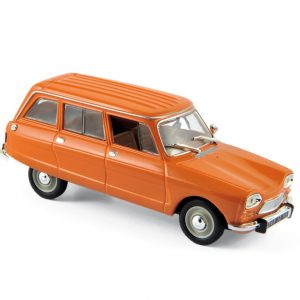 oldtimer station wagon car orange