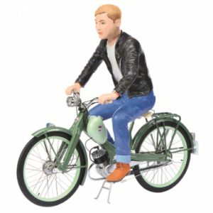 oldtimer motorbike green with figurinne