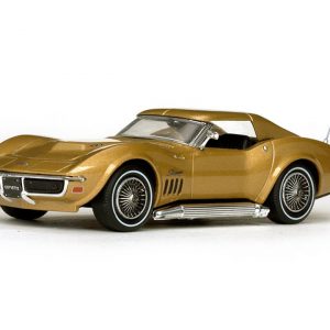 oldtimer sportscar gold