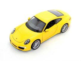 voiture de sport jaune