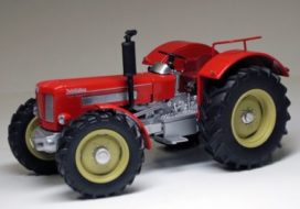 vieux tracteur agricole rouge