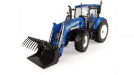 tracteur agricole bleu avec pelle avant