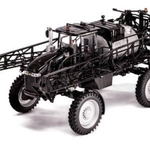 grosse machine agricole noire