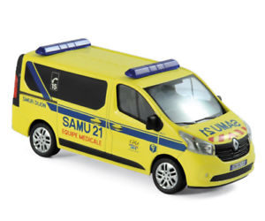 camionette ambulance jaune