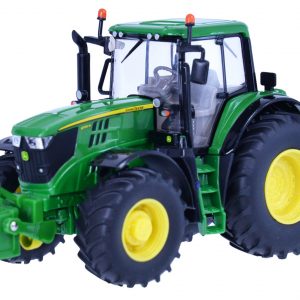 gros tracteur agricole vert