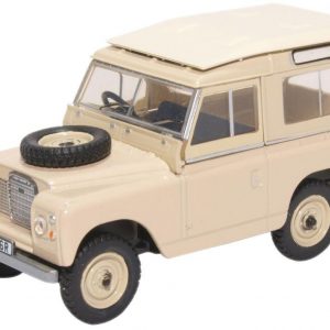 vieille jeep beige