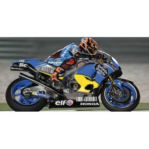 moto de course bleu
