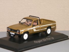 vieux pick up beige