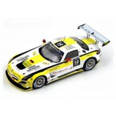 voiture de course jaune et blanche