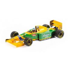 vieille voiture de course formule 1 jaune et verte