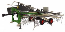 machine agricole verte