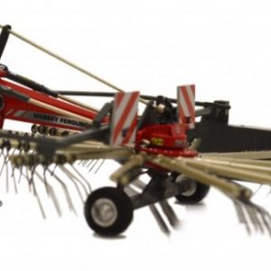 machine agricole rouge