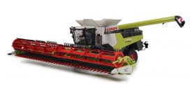 grosse machine agricole verte