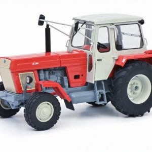 vieux tracteur agricole rouge