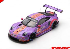 voiture de course mauve