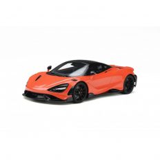 voiture de sport coupe orange