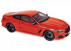 voiture de sport coupe rouge