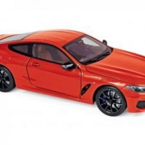 voiture de sport coupe rouge