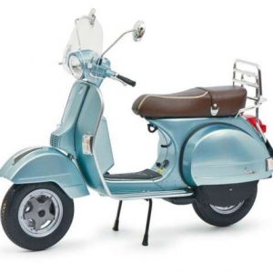 vieux scooter bleu