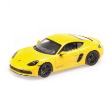 voiture de sport coupe jaune