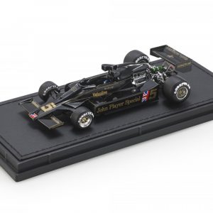 vieille voiture de course formule 1 noire