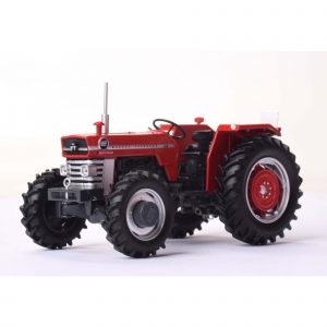 vieux tracteur agricole rouge sans cabines