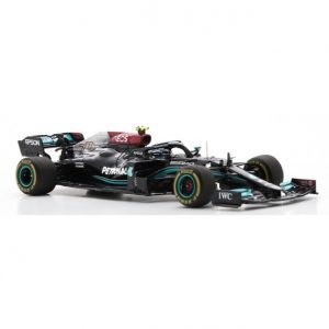 voiture de course formule 1 noire