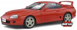 vieille voiture de sport coupe rouge