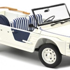 vieille voiture cabriolet blanche