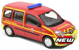 voiture camionnette rouge et jaune de pompiers français