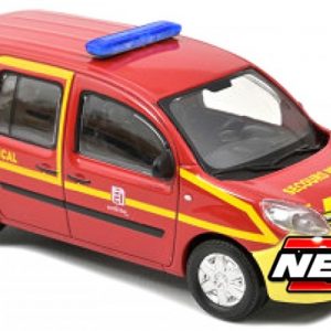 voiture camionnette rouge et jaune de pompiers français