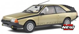 vieille voiture française sportive beige