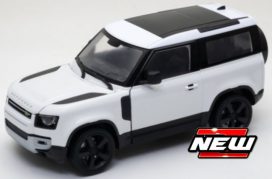 voiture jeep blanche avec jantes noire