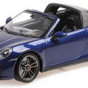 voiture de sport cabriolet bleu