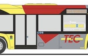 gros bus de transport jaune et rouge