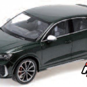 voiture jeep de sport coupe verte