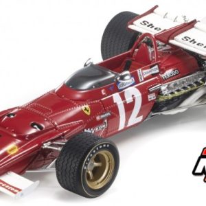 vieille voiture de course rouge formule 1