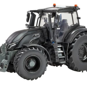 gros tracteur agricole noire