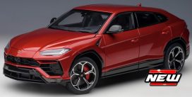 grosse voiture suv rouge italienne