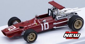 vieille voiture de course formule 1 rouge italienne