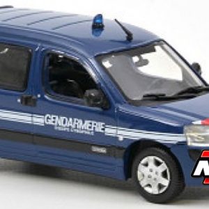 vieille camionnette de police bleu