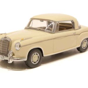 vieille voiture coupe beige