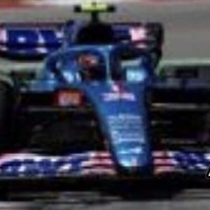 voiture de course formule 1 bleu