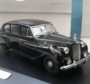 vieille voiture anglaise limousine noire