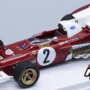 vieille voiture de course italienne rouge formule 1