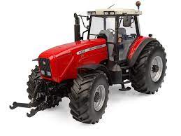 gros tracteur agricole rouge