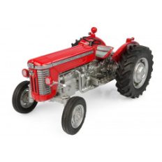 vieux tracteur agricole rouge et gris