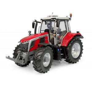 gros tracteur agricole rouge et noire